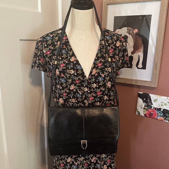 Vintage Lou Taylor Elegant trademark inner vanity mirror Black shoulder clutch - Picture 2 of 16